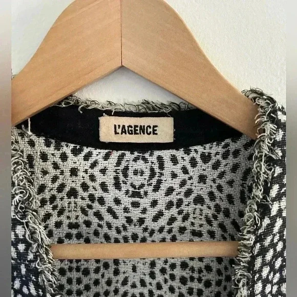 L’AGENCE Tweed Fringe Cropped black/ white blazer Jacket Sz 8 Veronica beard - Picture 5 of 10